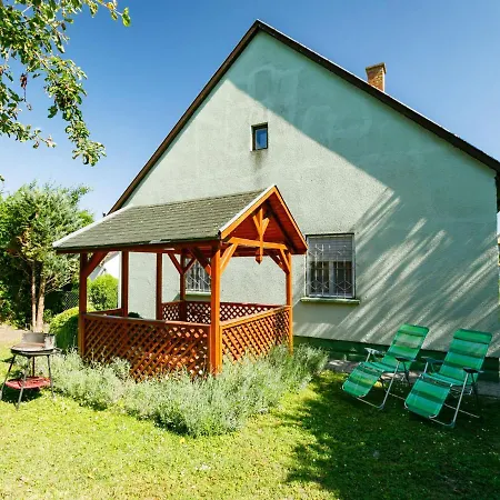 By Interhome Hotel